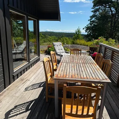 Holiday home Familiehytte Med Sjoutsikt Pa Idylliske Notteroy Tenvik